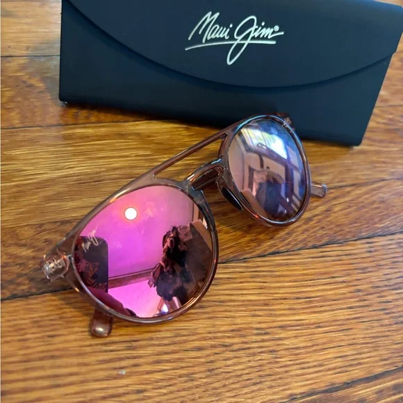 Maui Jim sunglasses - Picture 2 of 5